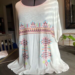 Westbound Woman. Embroidered casual top. 2X.